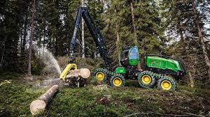 John deere harvesters provide solutions with unique new technology that improves productivity of tree harvesting in all forest conditions. 1270g Rad Harvester John Deere At