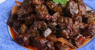Masak hingga ayam empuk dan air habis. Resepi Hati Ayam Masak Sambal