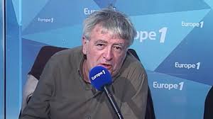 His family confirmed the sad news to the afp on friday july . L Humoriste Jean Yves Lafesse Est Decede A L Age De 64 Ans Free Dom
