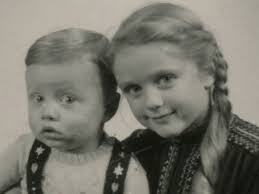 Rita Degen's Instagram, Twitter & Facebook