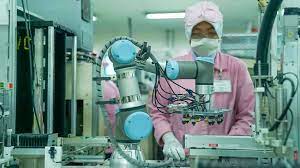 Perusahaan yang berdiri pada 1996 ini telah memperkerjakan 3600 karyawan lebih. Universal Robots In Central Role In Jvc Electronics Factory