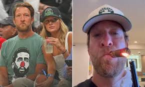 Dave Portnoy gets VERY candid on his girlfriend's private struggle