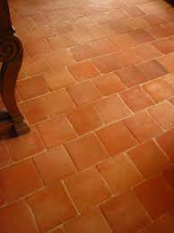 Tomettes Style Ancien 16x16 Antique Biseaute Ton Rose Rouge Nuance Img 1963a Carrelage Terre Cuite Terre Cuite Cuite