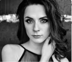 Kim Geraghty's Instagram, Twitter & Facebook