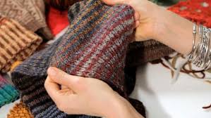 · transcript let's say you did your best to cast on and join to knit in the round without getting a twist, but you knit the first couple of how to join the round using 2 circular needles. How To Knit Howcast