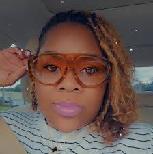 Cee Hawkins's Instagram, Twitter & Facebook