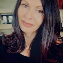 Darlene Lofton's Instagram, Twitter & Facebook