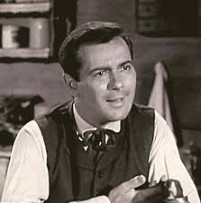 Dan Barton Born: September 20, 1921 Chicago, Illinois Died: December 13,  2009 (age 88) Sherman Oaks, California