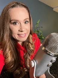 Kacey Carr's Instagram, Twitter & Facebook