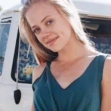 The actress is currently single her starsign is cancer and. Annalisa Cochrane Tv Actress Bio Birthday Family Age Born