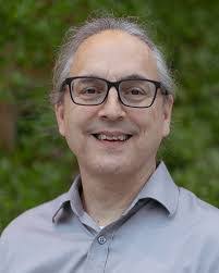 Robert Innes's Instagram, Twitter & Facebook