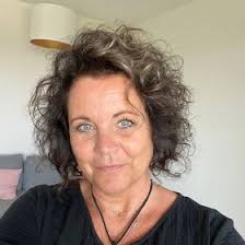 Anna Hallgren (hallgren0381)