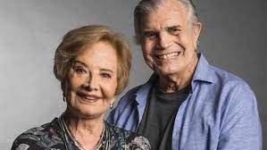 Tarcísio meira e glória menezes, além de protagonizarem a série, foram também os produtores do seriado. Cvmqnykxn90oim