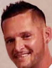 Maureen Lindquist's Instagram, Twitter & Facebook