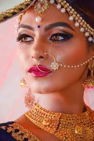 Top Beauty Parlours For Bridal in Shahganj