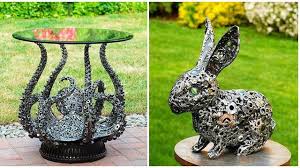 Pengertian seni secara umum yaitu suatu karya yang memiliki nilai estetika atau keindahan dibuat oleh manusia untuk menggambarkan suatu ekspresi atau kreativitas. 7 Karya Seni Patung Dari Barang Bekas Metal Kreatif Dan Mengagumkan Hot Liputan6 Com