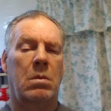 Identify family members in old photo?