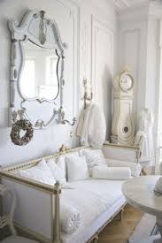 Pin Von Blair Din Auf Selection Vibeke Design Shabby Chic Mobel Wohnungsdekoration