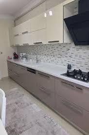 Akrilik mutfak dolaplarını oluşturan kapaklar ise dayanıklılık açısından elverişli olmalarıyla öne çıkıyorlar. Mutfak Dolaplari Modelleri Icin 260 Fikir 2021 Mutfak Dolaplari Dolaplar Mutfak