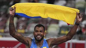 El deportista guajiro ganó la medalla de plata en la prueba de los 400 m y le dio un respiro al país en la tabla de medallería, tras varias oportunidades perdidas de subir al podio en algunas disciplinas. 13jmcvzohnj6zm