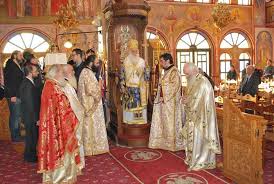 We did not find results for: I M Neas Smyrnhs 50 Xronia Mprosta Sthn Agia Trapeza Fwto