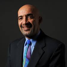 Retired judge kills girlfriend in Ventura, then kills self