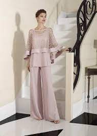 «ho 16 tatuaggi e 11 nipoti. Grande Idee Cerimonia Per Le Mamme Degli Sposi The Dress Moda Stilleri Moda Kiyafetler