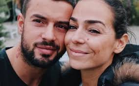 Check spelling or type a new query. Vanessa Martins Supera Marco Costa Com Outro Ex Concorrente De Reality Show Da Tvi Nova Gente
