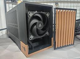 Don't hate me for this. Fractal Terra North 🤘🏽 : r/sffpc