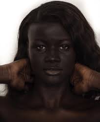 These 20 People Have Unique Physical Attributes That Will Astonish You Dark Skin Stunning Eyes Dark Skin Tone
