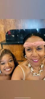 Marcy Morse's Instagram, Twitter & Facebook