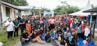 Banyak orang yang mengenal penduduk asli malaysia sebagai suku melayu. Uthm Santuni Orang Asli Suku Kaum Kanaq Terakhir Dunia Berita Uthm