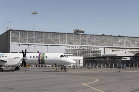 Från bromma flygplats kan du flyga till nästan hela landet och till utrikesdestinationer som helsingfors, tallinn, bryssel och århus. Stockholm Bromma Airport Set To Permanently Shut Down Airlinegeeks Com