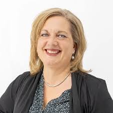 Nicole Stump's Instagram, Twitter & Facebook