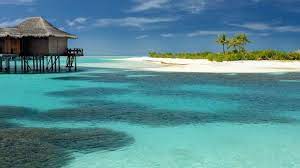 Relaxing Areas With White Sand And Crystal Clear Waters Sea Resort Maldives Crystal Clear Water