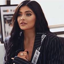 Reality television series keeping up with the kardashians. Sweet Luxury On Instagram Kyliejenner Akyliejenner Instagram Luxury Sweet New Kylie Jenner Outfits Kylie Jenner Frisuren Kylie Jenner Mode