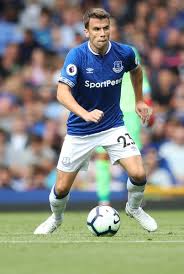 It also contains a table with average age, cumulative market value and average market value for each player position and overall. Pin On Current Squad