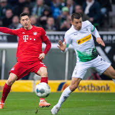 Find the editorial stock photo of bayerns robert lewandowski hamburgs gideon jung action, and more photos in the shutterstock collection of . Robert Lewandowski Fc Bayern Erling Haaland Ist Offiziell Auf Dem Transfermarkt Zu Haben Fc Bayern