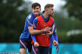 The liverpool midfielder and manchester city forward will be given honours for services to football and. Ohrchwtita0inm