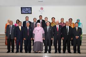 Berikut senarai menteri / timbalan menteri terbaru bagi tahun 2020 yang diumumkan sebentar tadi. Lembaga Lebuhraya Malaysia