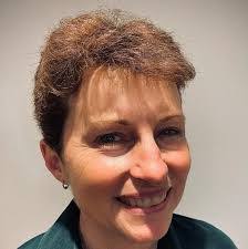 Samantha Kendall's Instagram, Twitter & Facebook