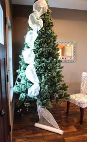 42 Best Christmas Tree Decorating Ideas Pro Secrets Christmas Decorations Cool Christmas Trees Diy Christmas Tree