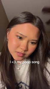 Ariane Swick's Instagram, Twitter & Facebook