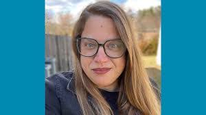 Ruth Kriz's Instagram, Twitter & Facebook