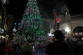 Visit The 12 Best Christmas Light Displays In Kentucky