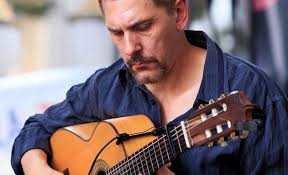 Murillo Da Rós leva jazz e latinidade ao projeto Música na Biblioteca