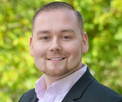 How a Paddle Symbolizes more than Moving Forward for one Young Democrat