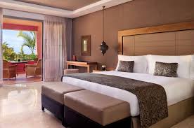 The presidential suite is the most expensive room in a. Junior Suiten The Ritz Carlton Abama