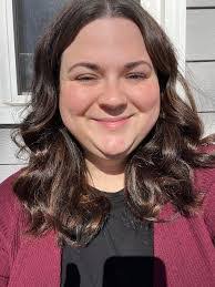 Elizabeth Alcantar's Instagram, Twitter & Facebook