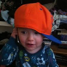 Ungliðahreyfing HVH er núna í mótun. Hérna er Kári DNA að taka RIFF RAFF  jr. og hringja inn bomb threat í fyrirtækið Holle sem...